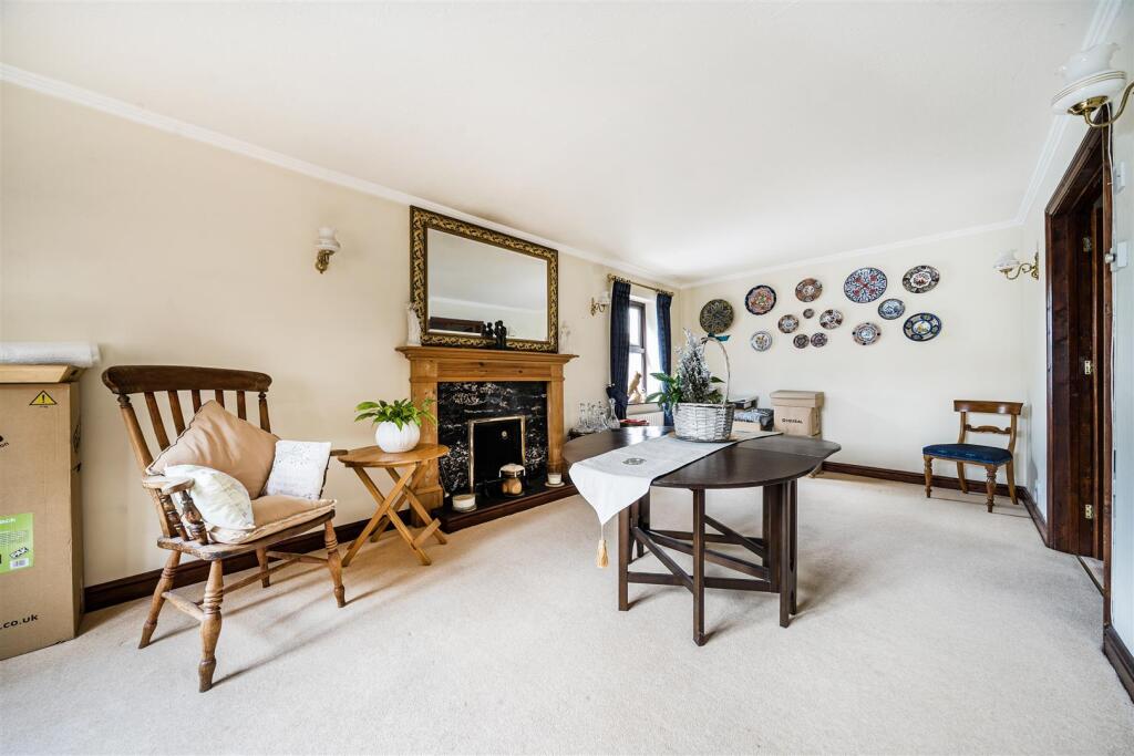 Apple Dene, 27 Careys Road, Pury End (18).jpg