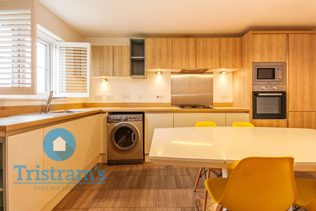 IMG_7811_3_origin...