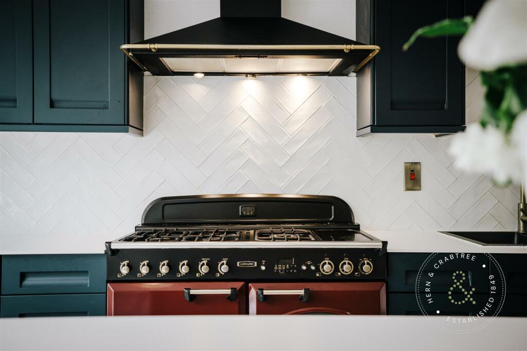 Marshfield Road, Castleton, Hern Crabtree (4).jpg