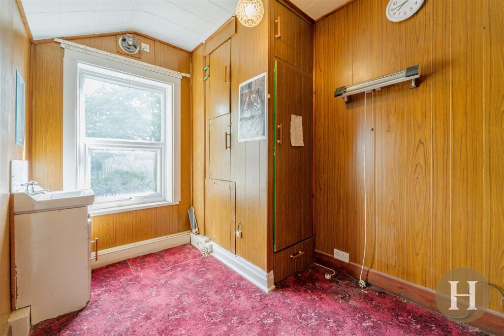 Hadleigh Estate Agents-10.jpg