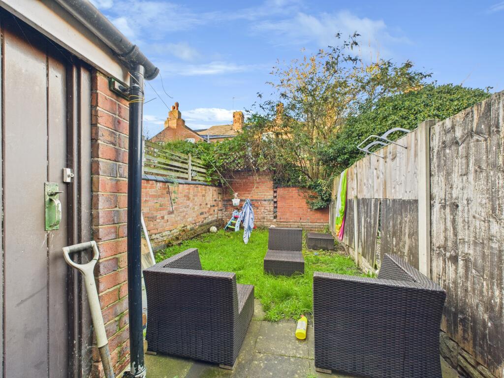 CAM02871G0-PR0690-STILL007