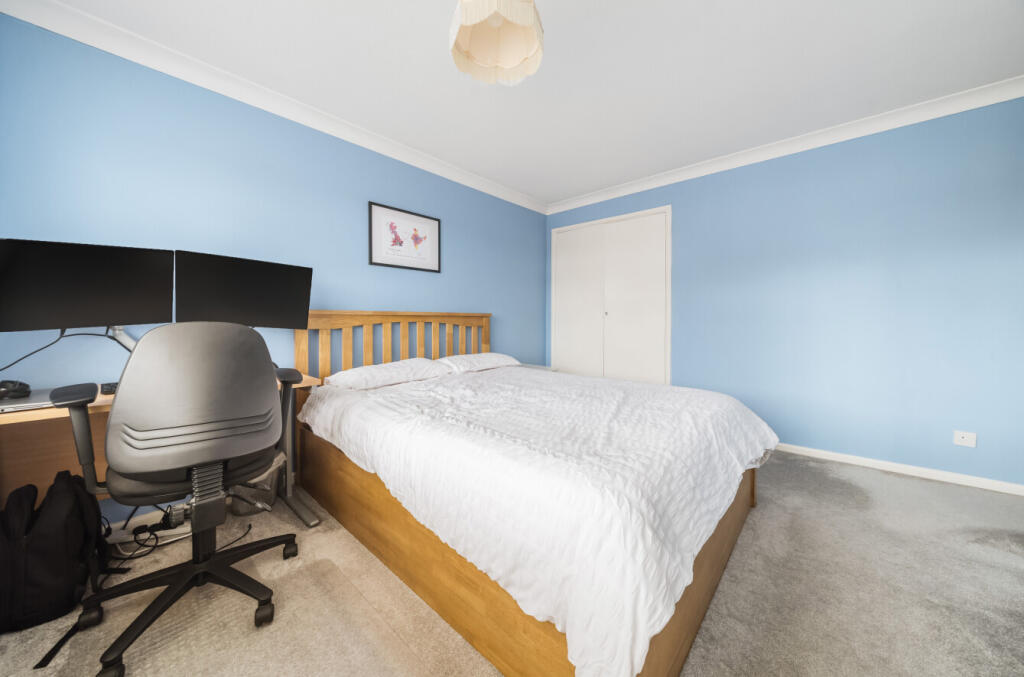 1303207-17-683f14...