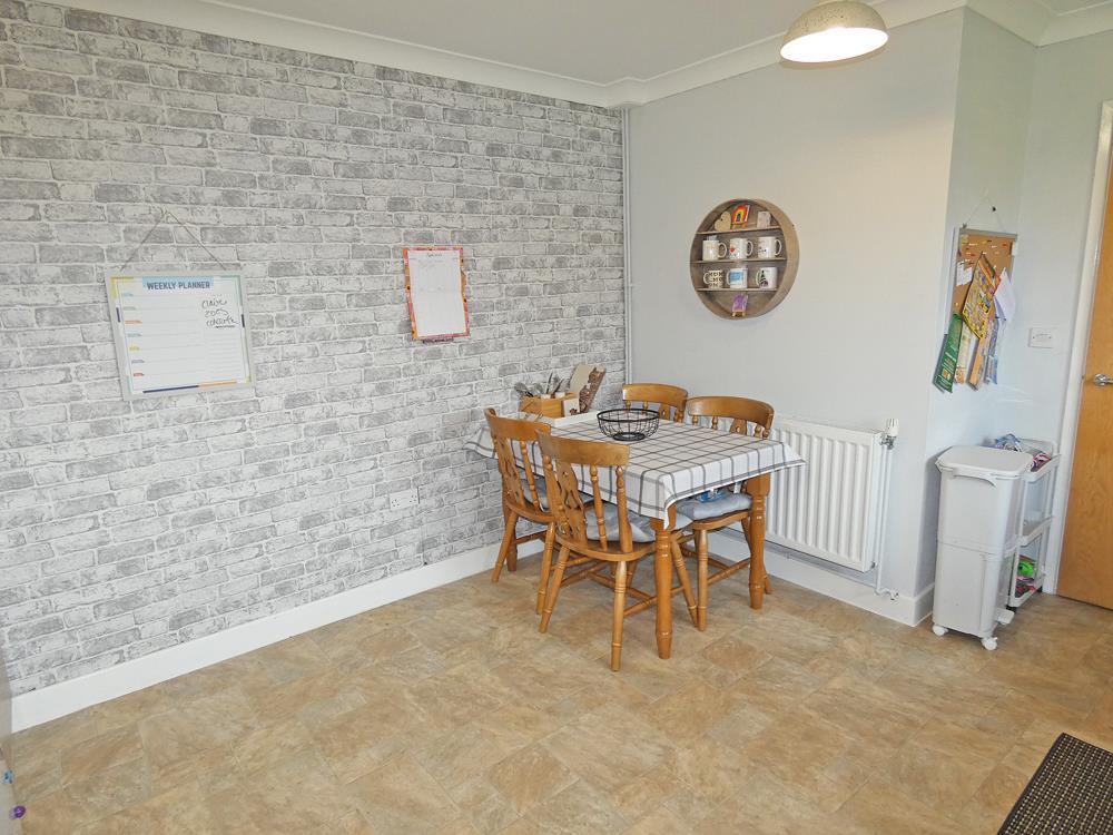 17ockitchendiningroom5.jpg