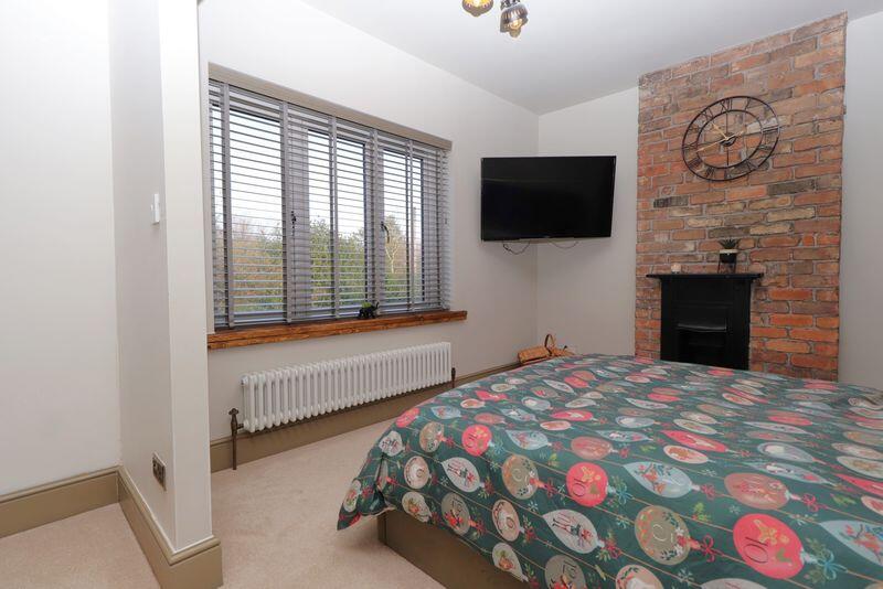 Master Bedroom (First Floor)