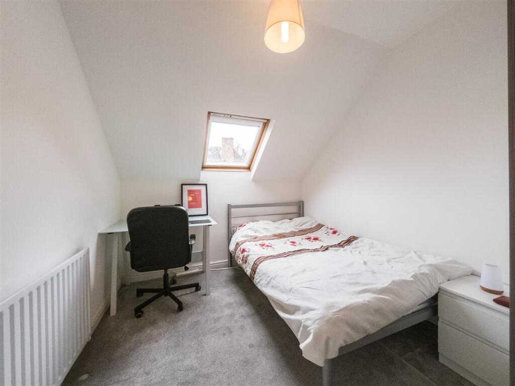 Bedroom 4-1.jpg