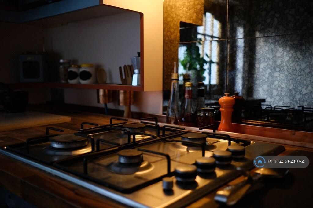 High-Quality Finishes &amp; Lighting