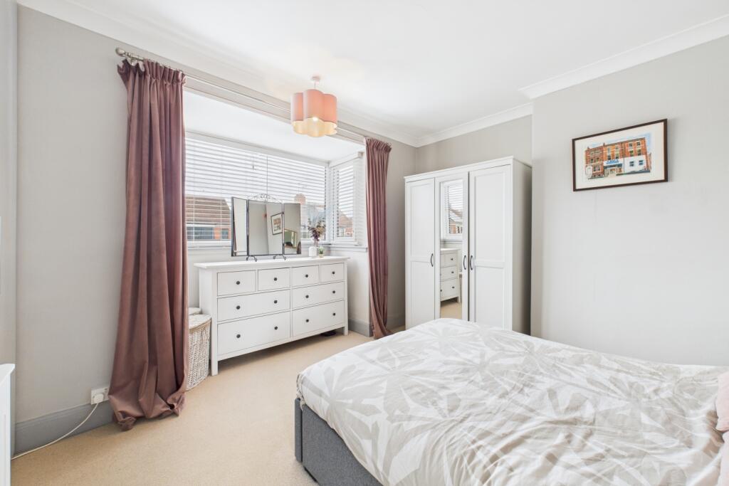 CAM03162G0-PR0248-STILL014