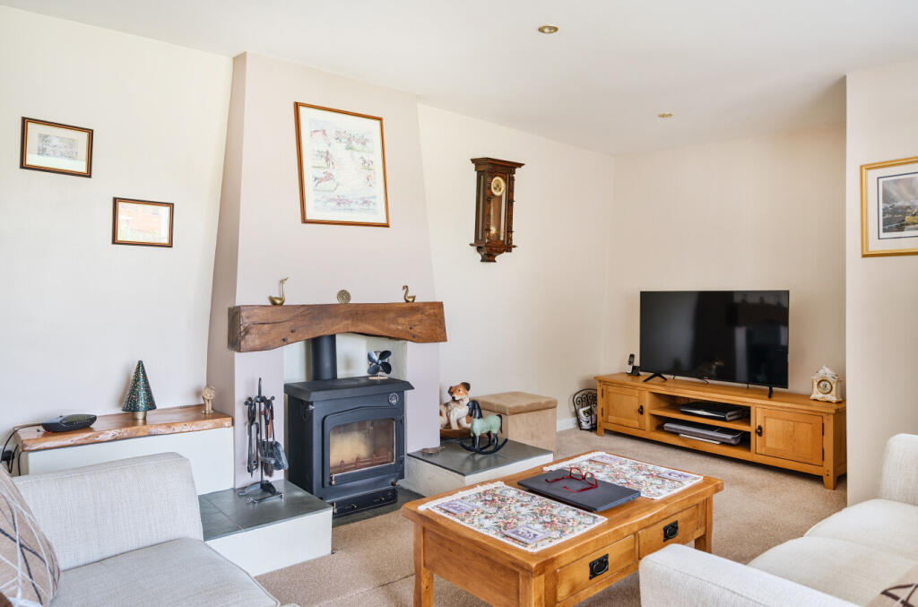 Staple Cross Seddons