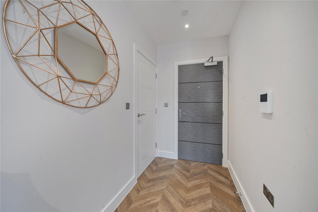 Private Entrance