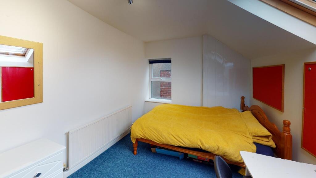 16-Watson-Road-Bedroom(1).jpg