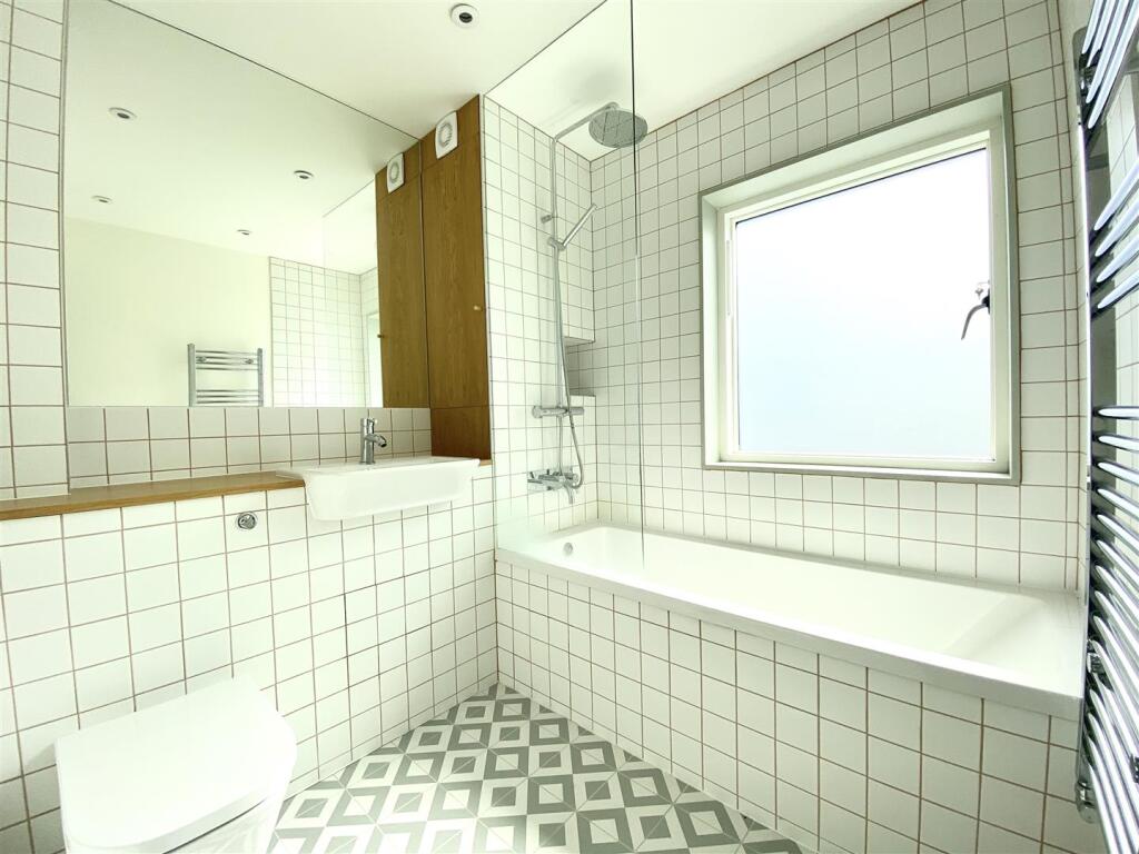 Bathroom.jpeg