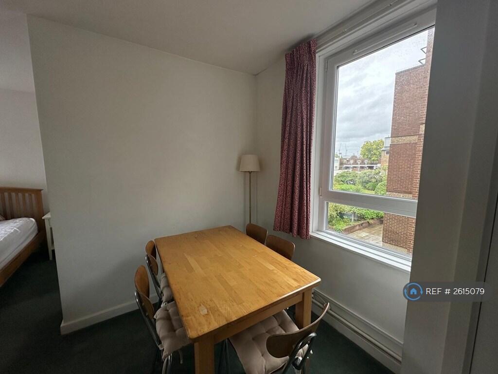 Dinning/Office