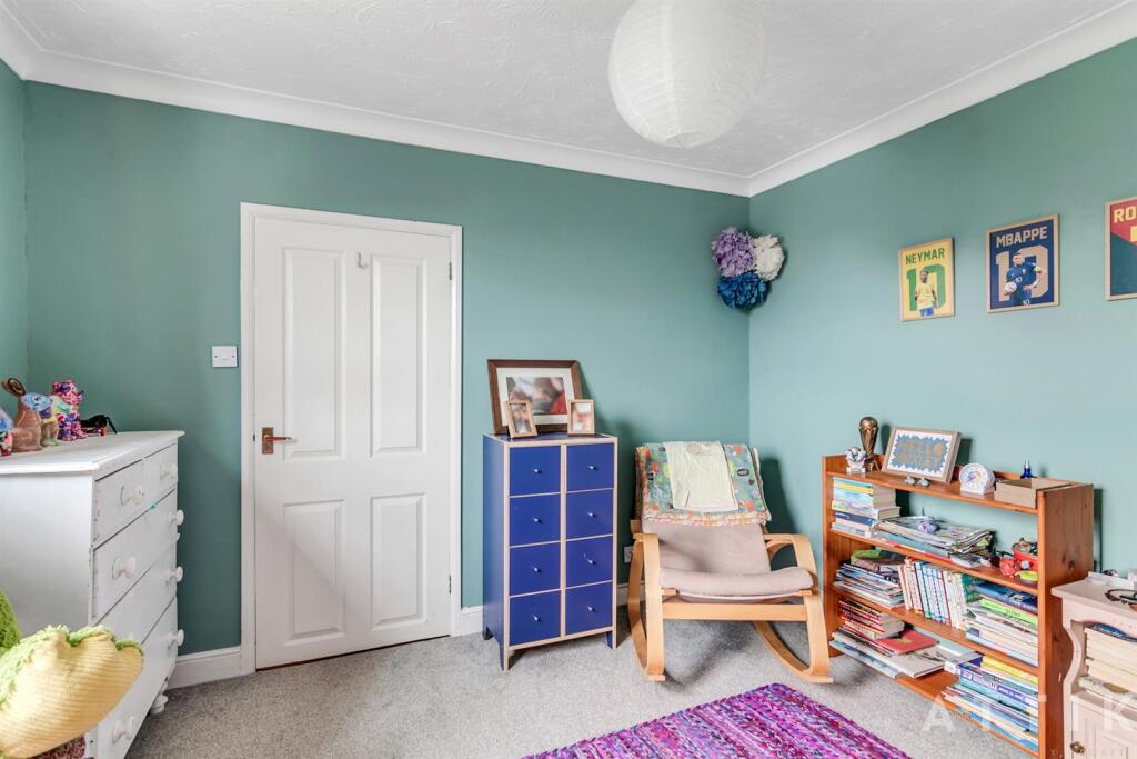 33 Southend Road Bungay NR35 1DN (28).jpg
