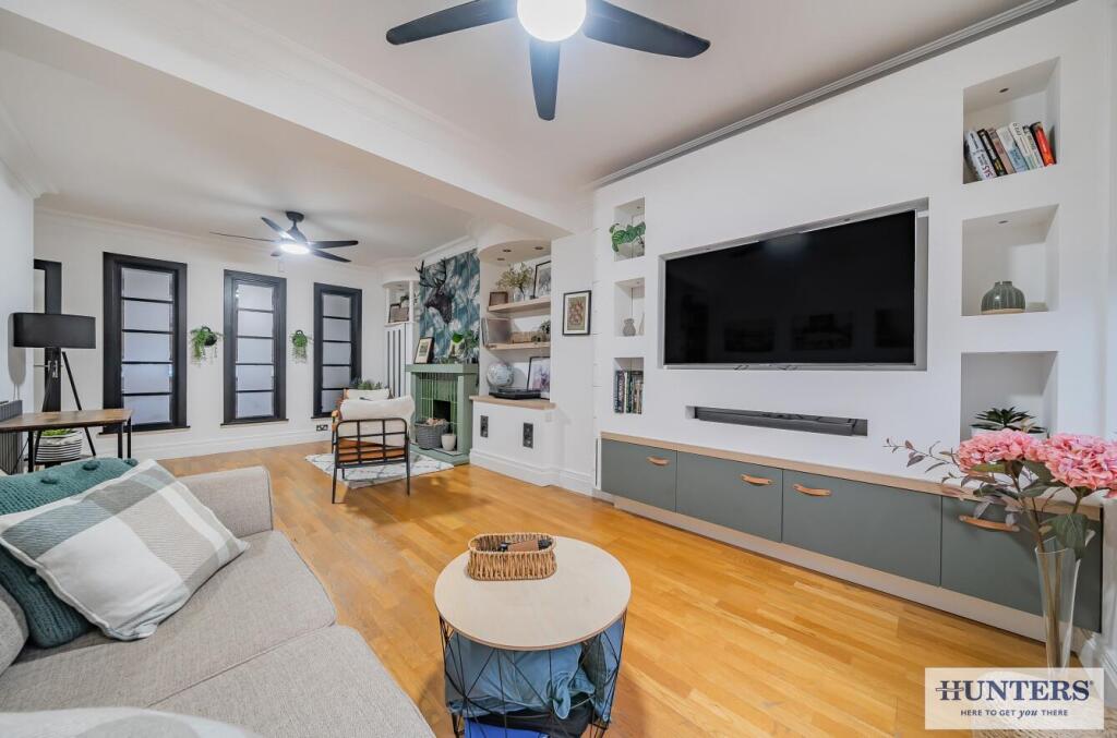 Extended Lounge View 4