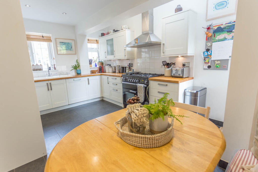 Kitchen/breakfast Room
