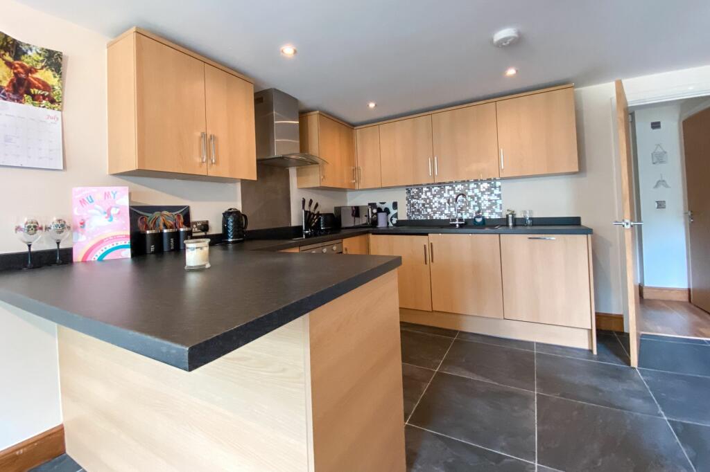 Kitchen &amp; Dining Room