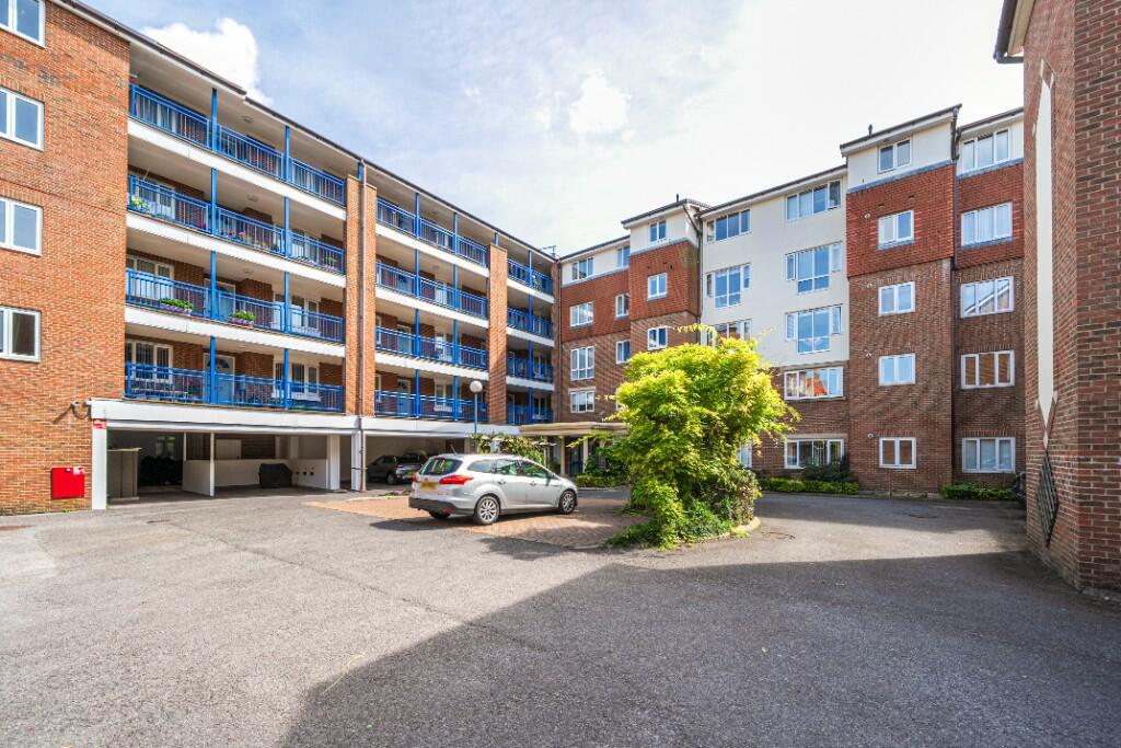 Marlborough Court
