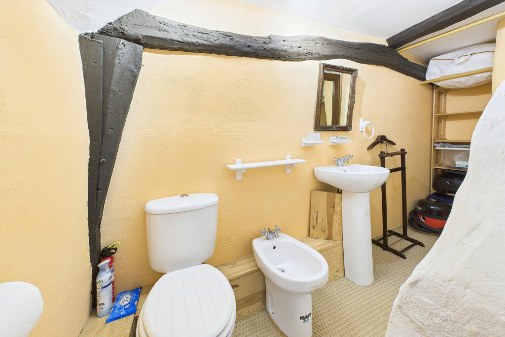 CAM05449G0-PR0029-STILL012