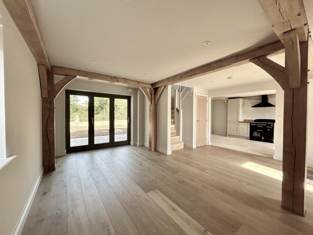 20240916_105759363_iOS