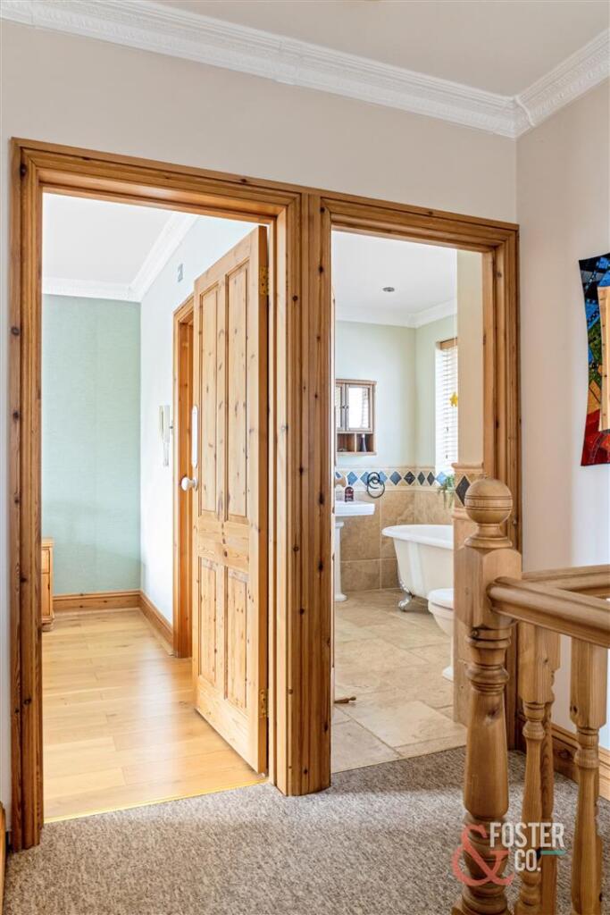 Whitethorn Drive, 9-015.jpg