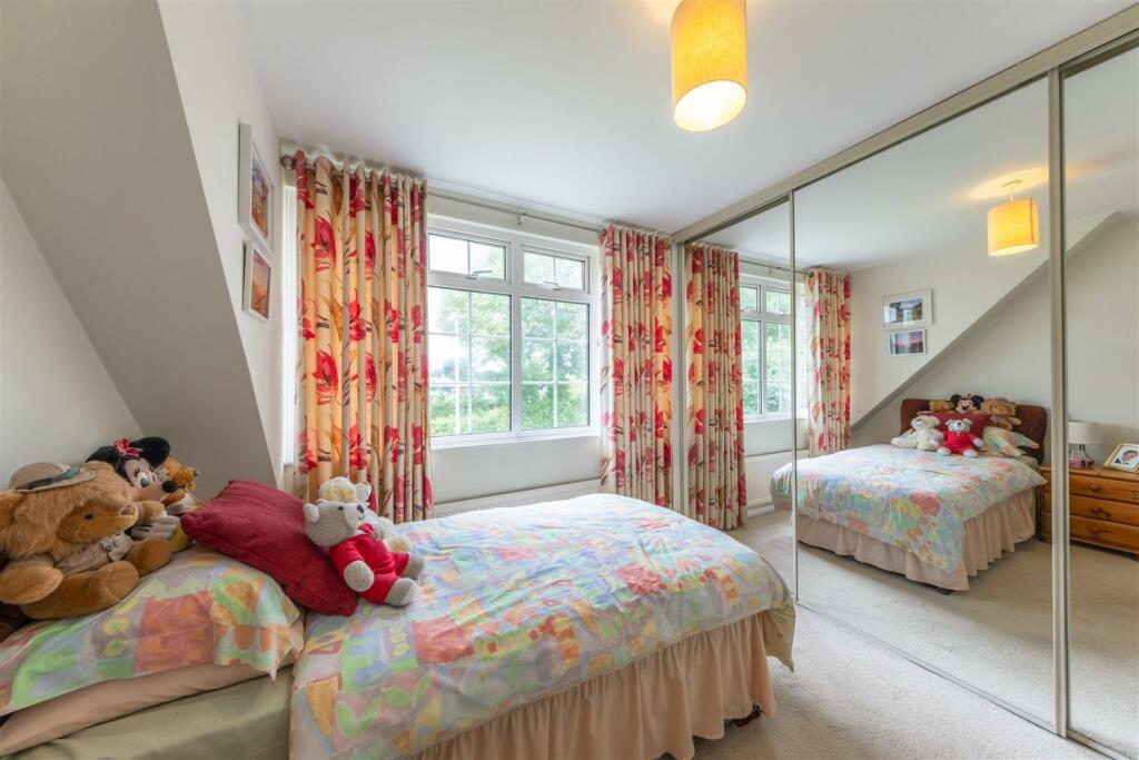 95 Ridings Lane-018.jpg