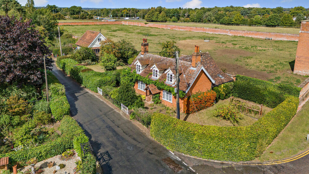 8662260-exterior1...