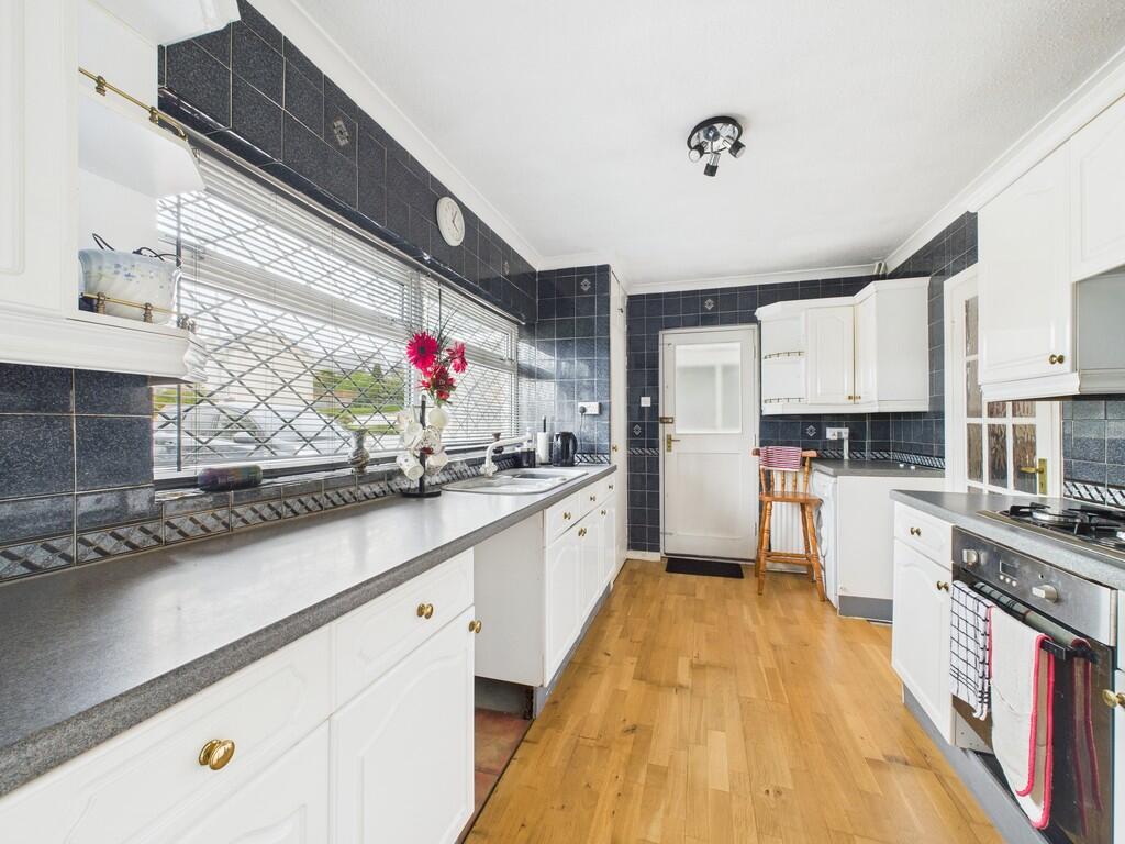 CAM02089G0-PR0458...