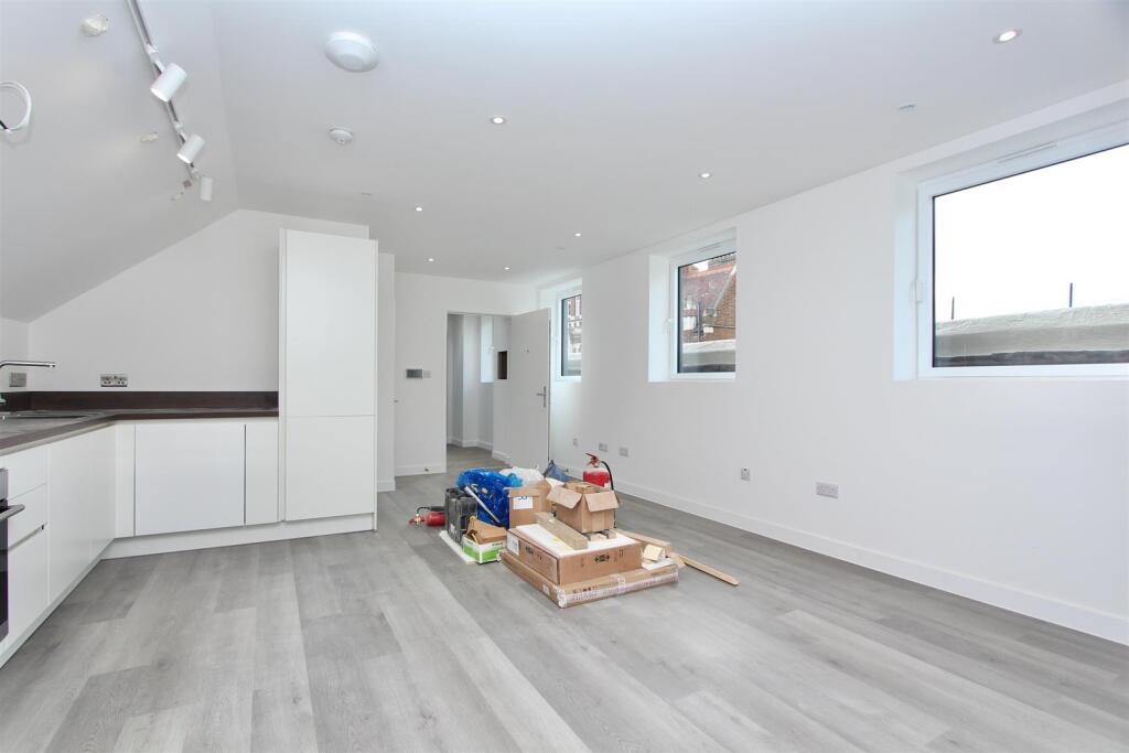 Stoke Newington High Street, N16