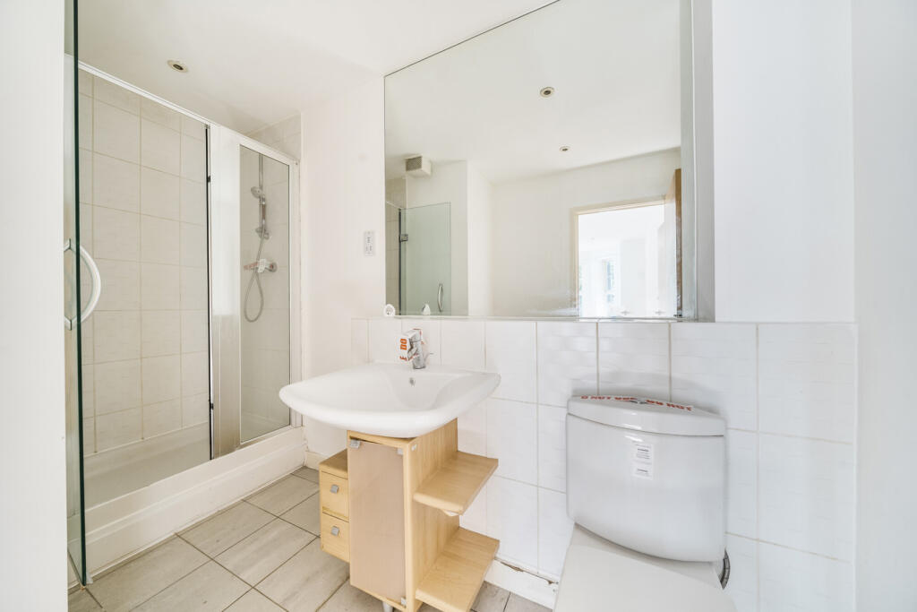 1343735-10-68d138...