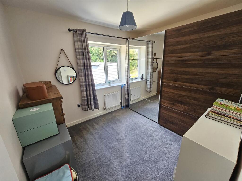 Bedroom 2.jpg