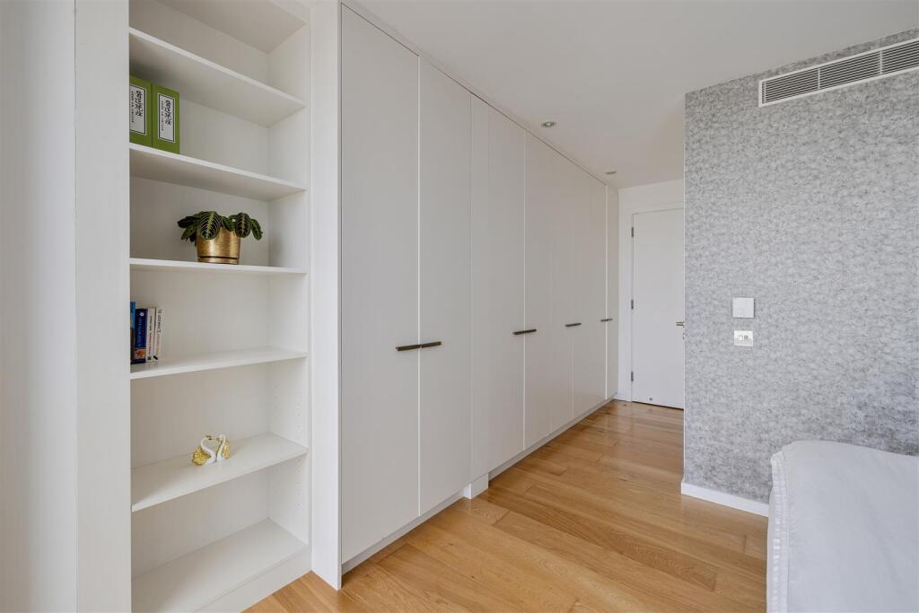 Fairmont Avenue, E14