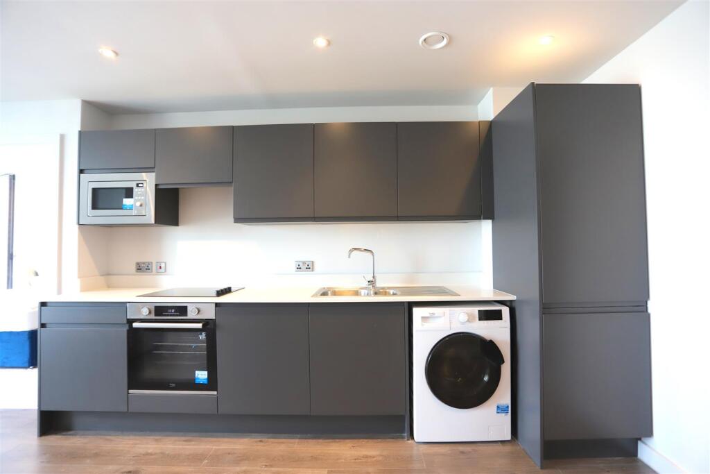 Kitchen .JPG