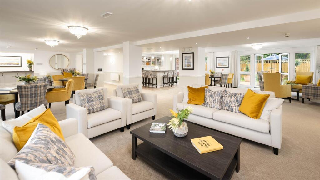 Manns Lodge Owner&#39;s Lounge.jpg