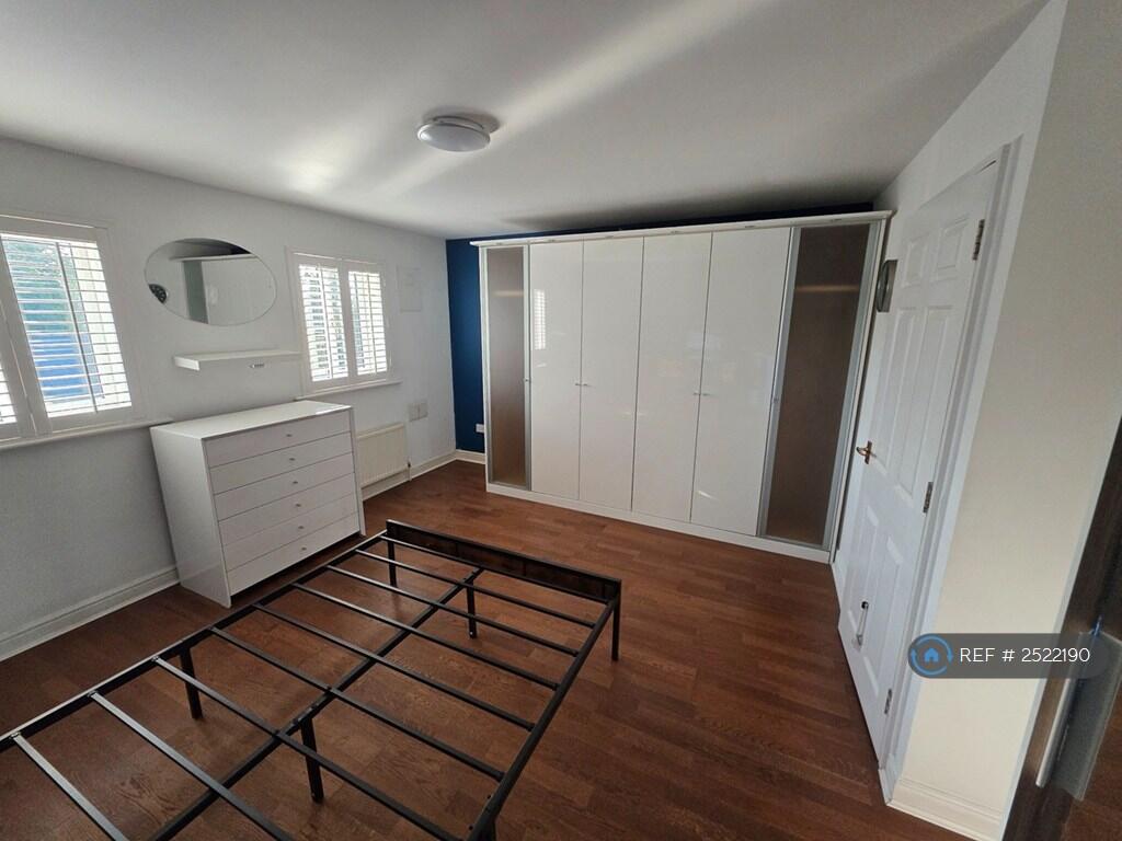 02nd Floor Master Bedroom w/ Ensuite - 3