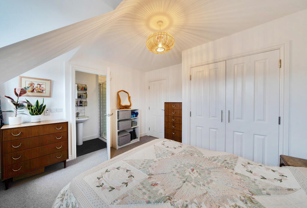 1364323-15-68e639...