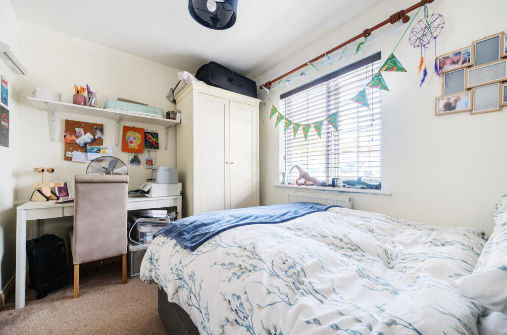 1302427-9-6843131...