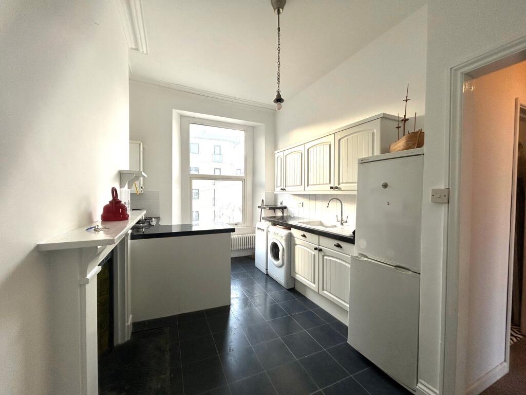 Kitchen (1) 