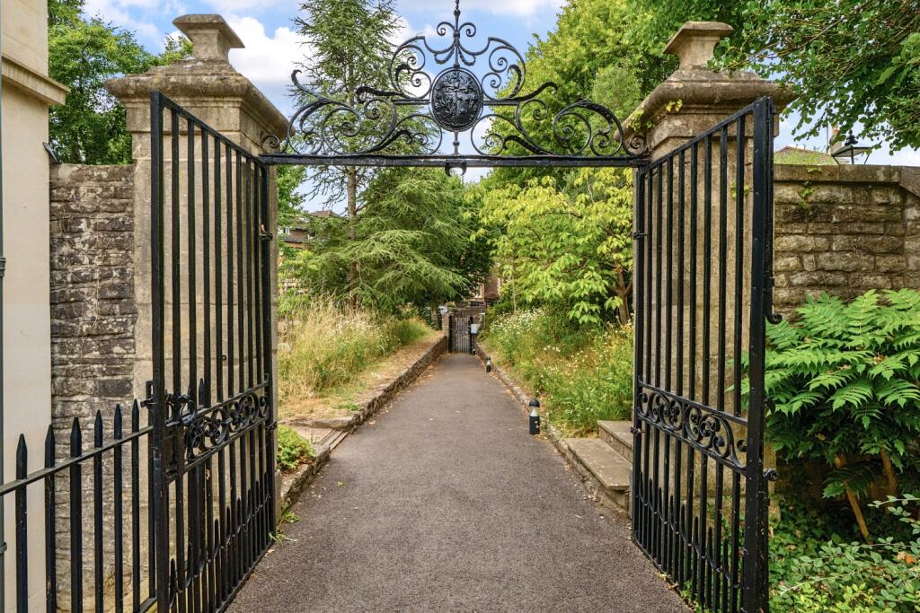Entrance to gardens