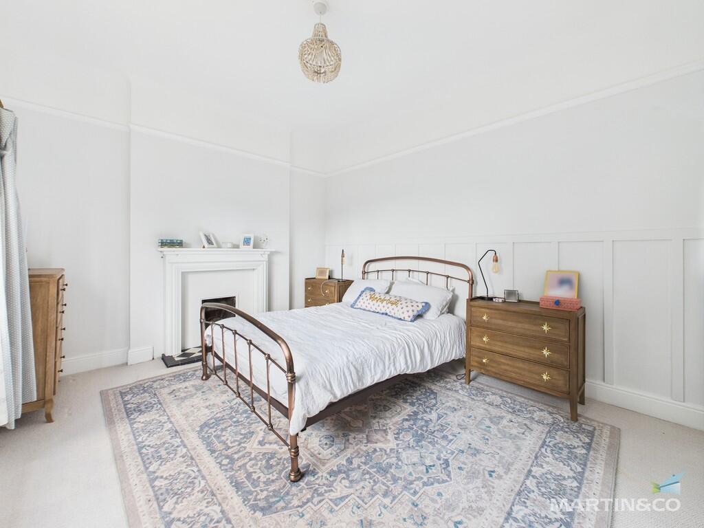 CAM03111G0-PR0330...