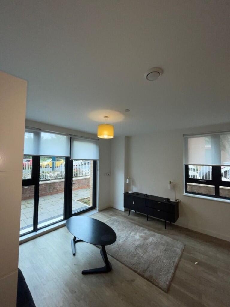 d02f9970-28bd-4d4...