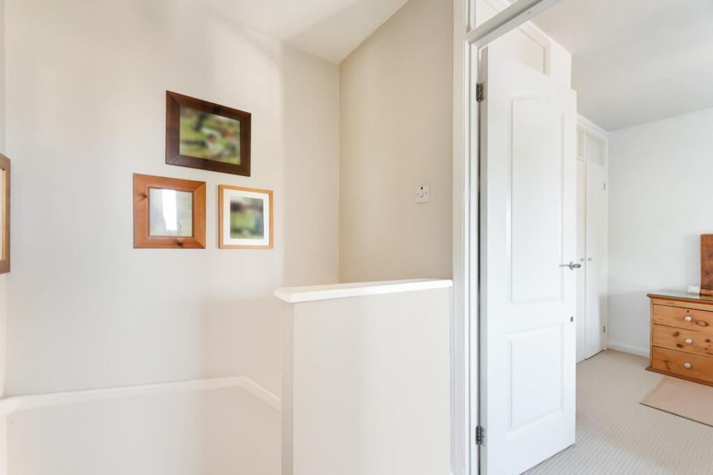 WOLSEY CLOSE (4).jpg