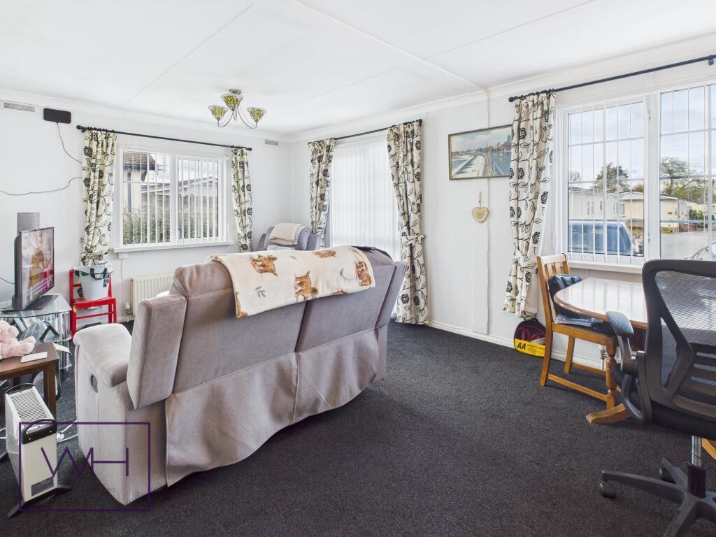 CAM03785G0-PR0216-ST