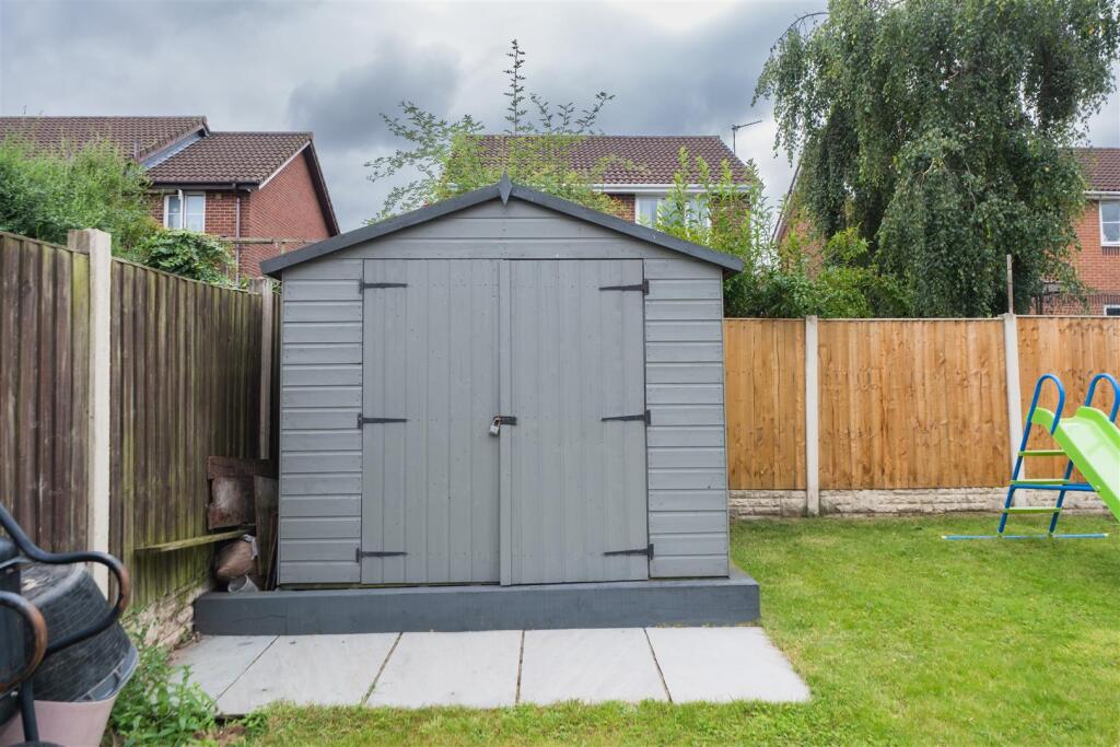 14 Carnoustie Close-035.JPG