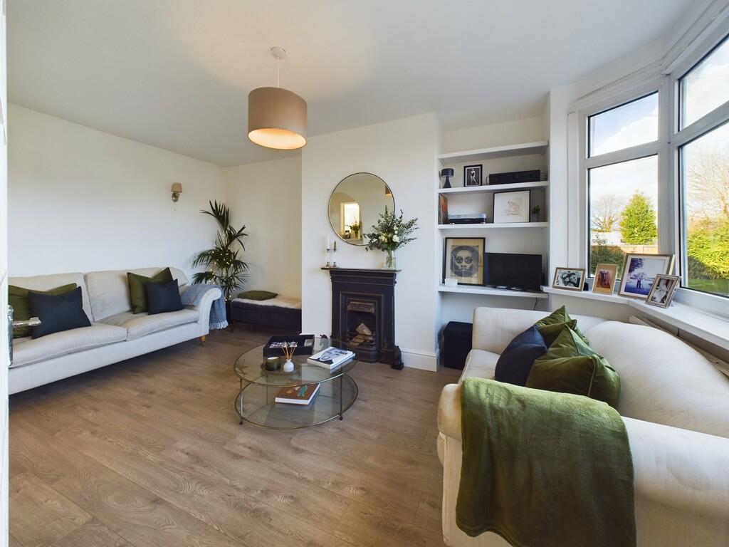 CAM02854G0-PR0318...