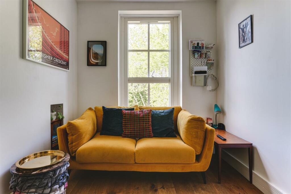 8 Wilmot Road-10.jpg