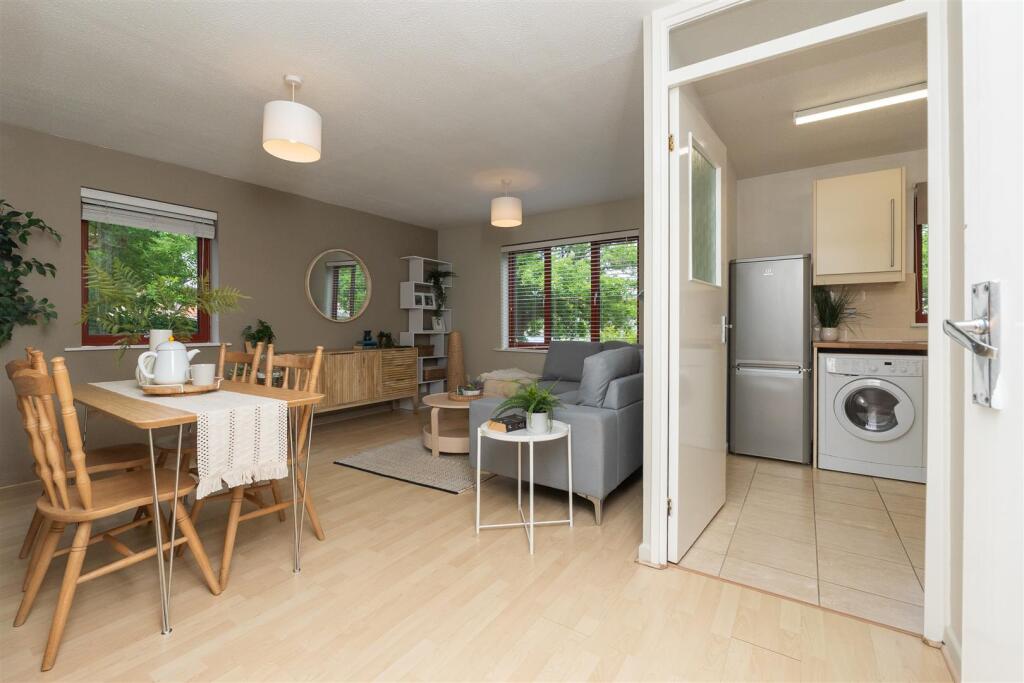25-Westbrooke-Court-BS1-6XE-12.jpg
