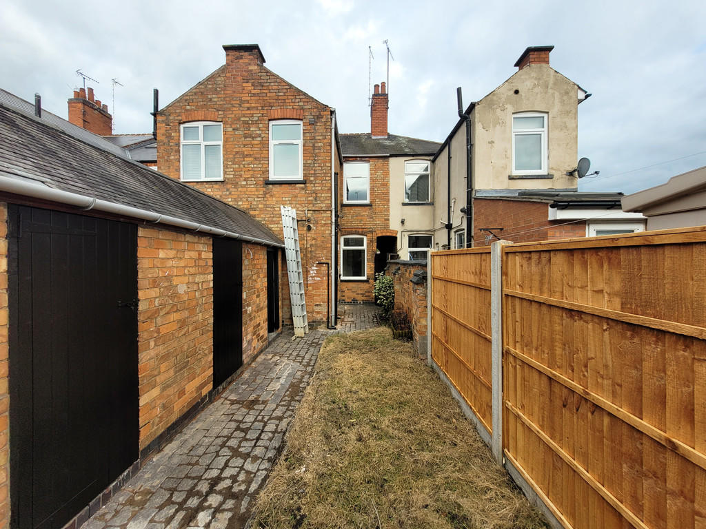Rear Yard / Outho...