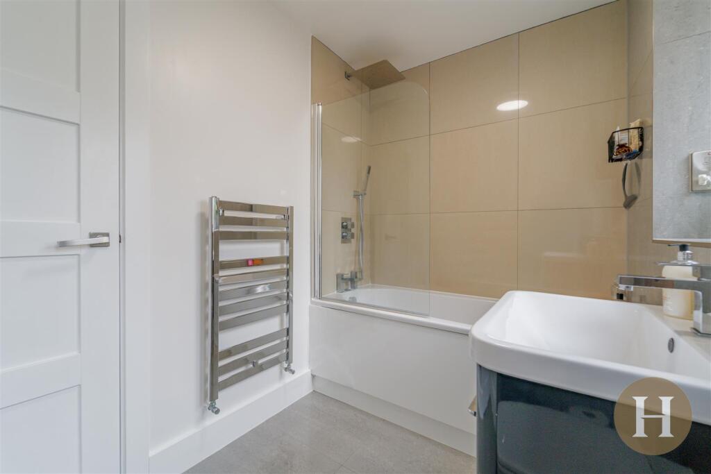 Hadleigh Estate Agents-10.jpg