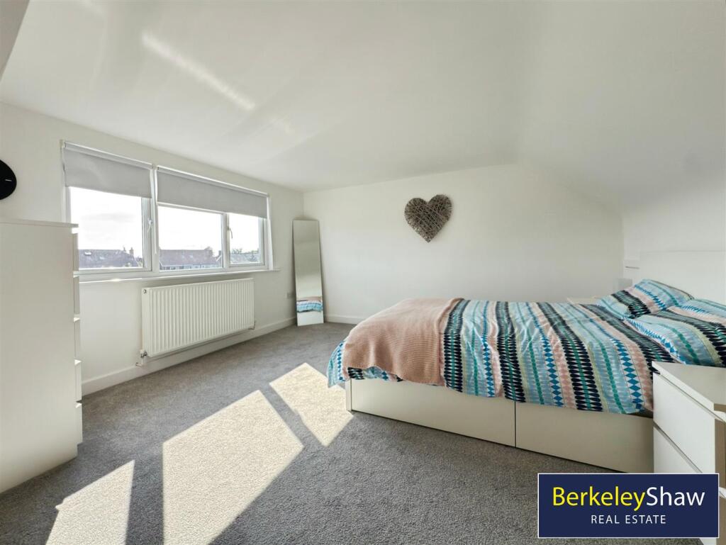 Bedroom 5 - Second Floor