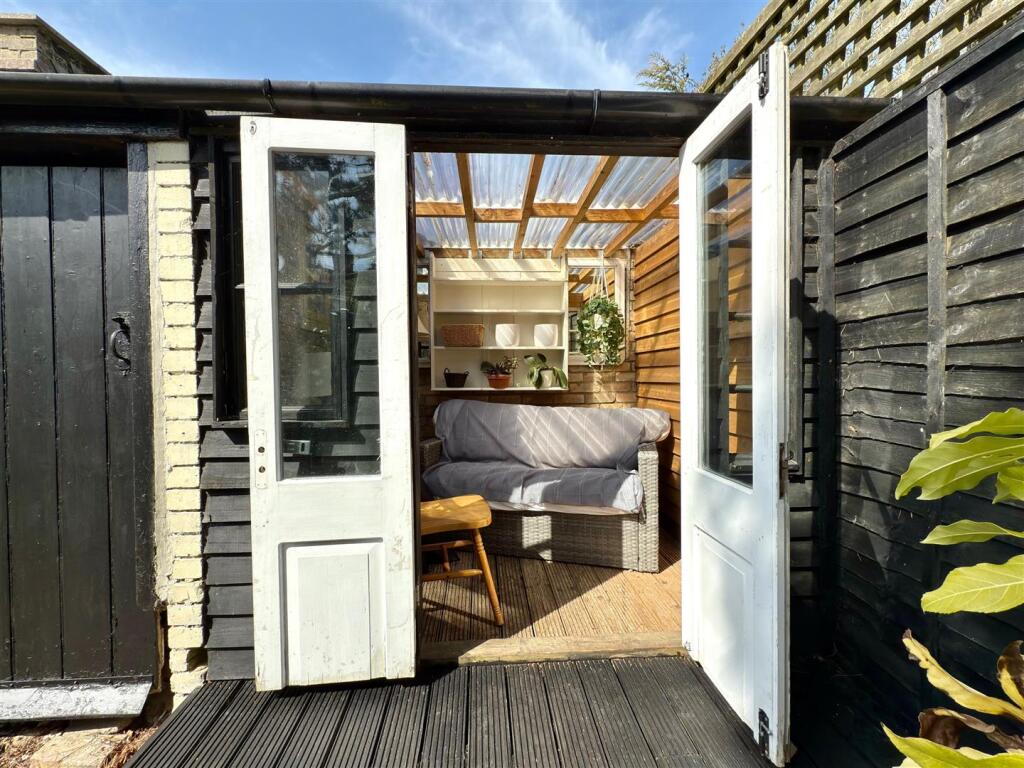 Summerhouse.jpg